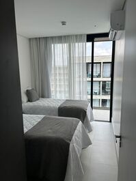 Quarto 2 camas de solteiro a/c e tv
