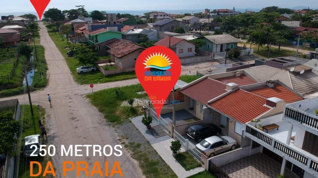 Casa para aluguel de temporada em Itapoá (Barra do Saí)