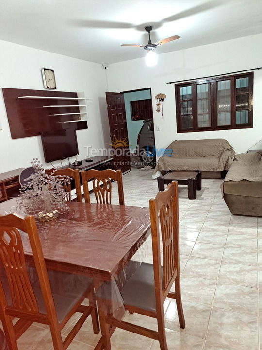 House for vacation rental in Peruíbe (Balneario Tres Marias)