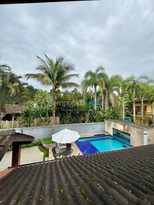 Casa para aluguel de temporada em São Sebastião (Praia da Baleia)