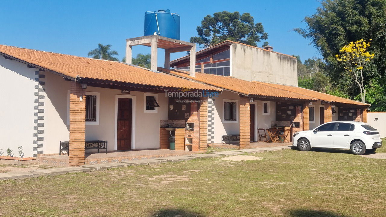 Casa para aluguel de temporada em São Roque (Pavão)