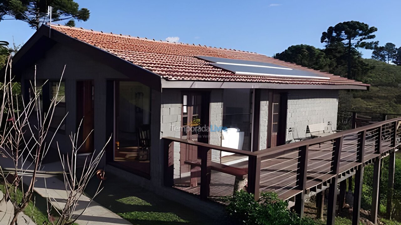 Casa para aluguel de temporada em Campos do Jordão (Alto dos Mellos)