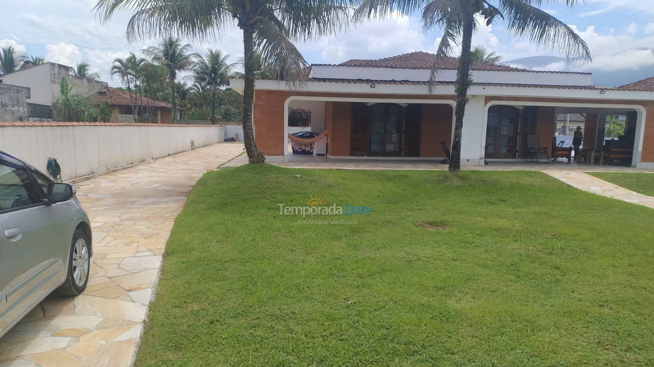 House for vacation rental in Bertioga (Condominio Morada da Praia)