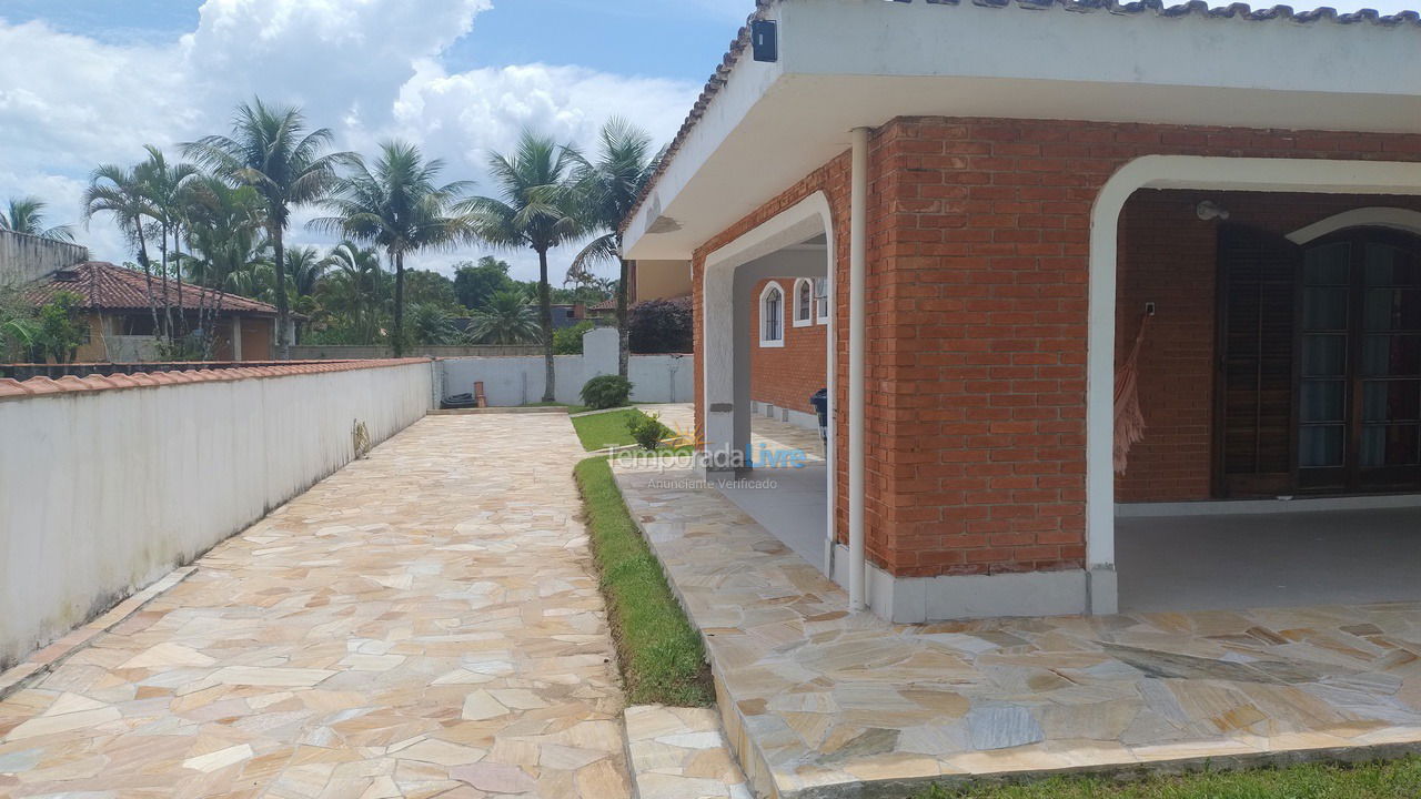 House for vacation rental in Bertioga (Condominio Morada da Praia)