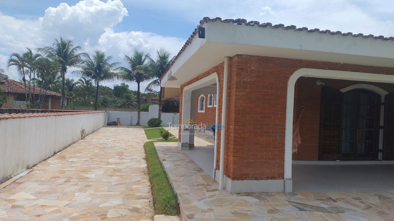 House for vacation rental in Bertioga (Condominio Morada da Praia)