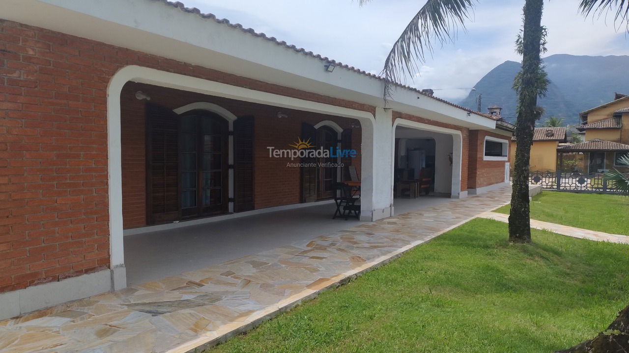 House for vacation rental in Bertioga (Condominio Morada da Praia)