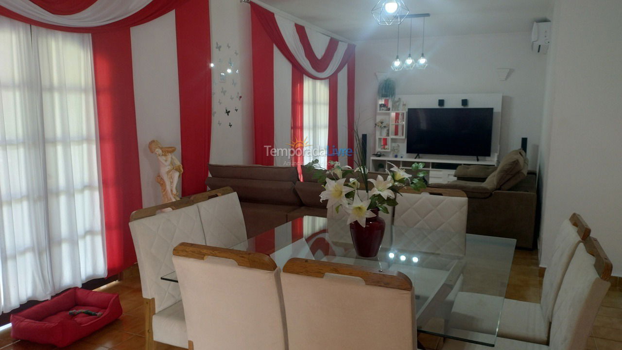 House for vacation rental in Bertioga (Condominio Morada da Praia)