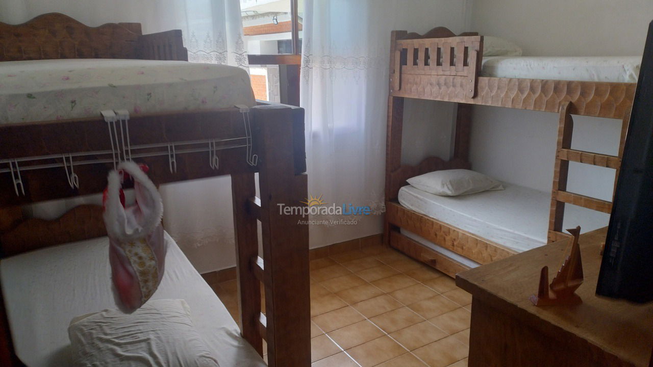 House for vacation rental in Bertioga (Condominio Morada da Praia)