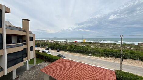 ¡Apartamento de 3 habitaciones en Praia dos Ingleses frente al mar!