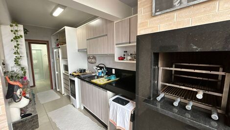 ¡Apartamento de 3 habitaciones en Praia dos Ingleses frente al mar!