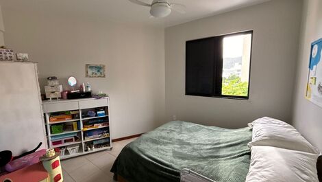 ¡Apartamento de 3 habitaciones en Praia dos Ingleses frente al mar!
