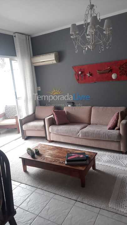 Apartment for vacation rental in Ubatuba (Centro)