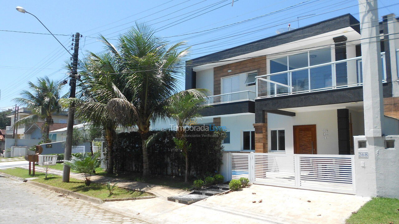 Casa para aluguel de temporada em Bertioga (Condominio Morada da Praia)