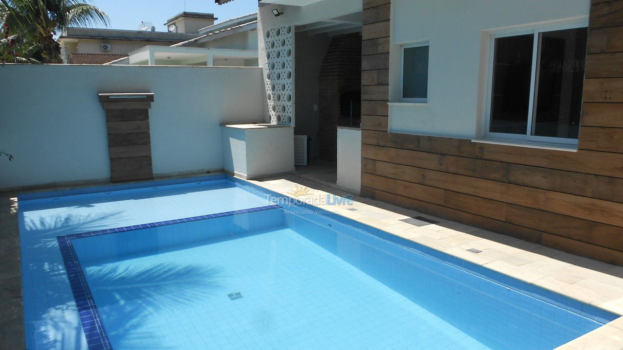 House for vacation rental in Bertioga (Condominio Morada da Praia)