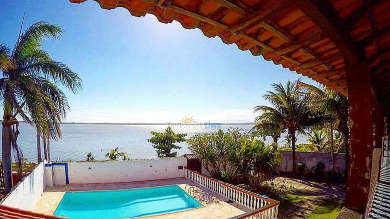 Casa para alquiler de vacaciones em Araruama (Areal)