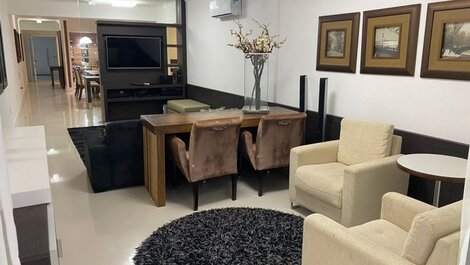 APARTAMENTO DE ALTO PADRÃO, BEIRA MAR, 03 SUÍTES + 01 DEPENDÊNCIA