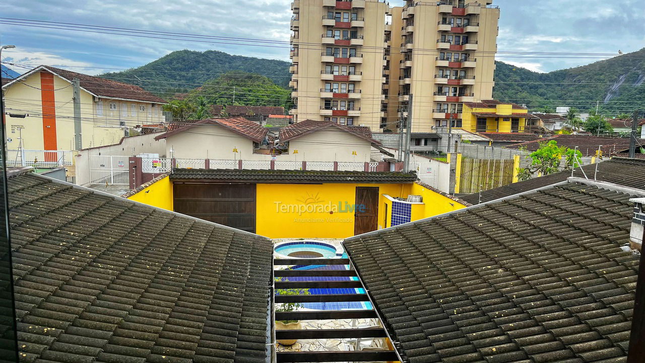 Casa para aluguel de temporada em Caraguatatuba (Martin de Sá)