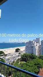 Quarto e Sala com vista para praia de Copacabana na quadra do mar 🌊