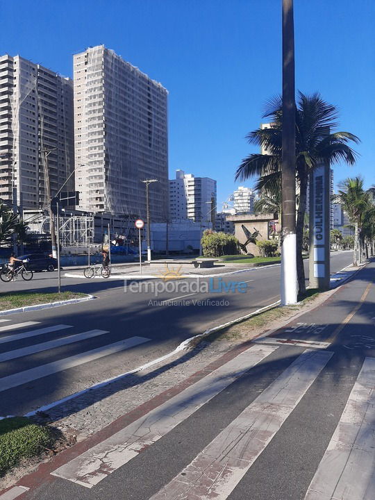 Casa para aluguel de temporada em Praia Grande (Aviação)