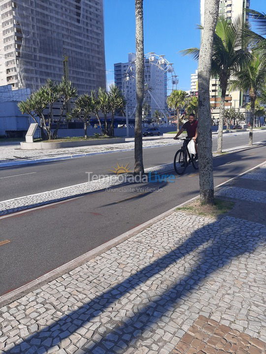 Casa para aluguel de temporada em Praia Grande (Aviação)