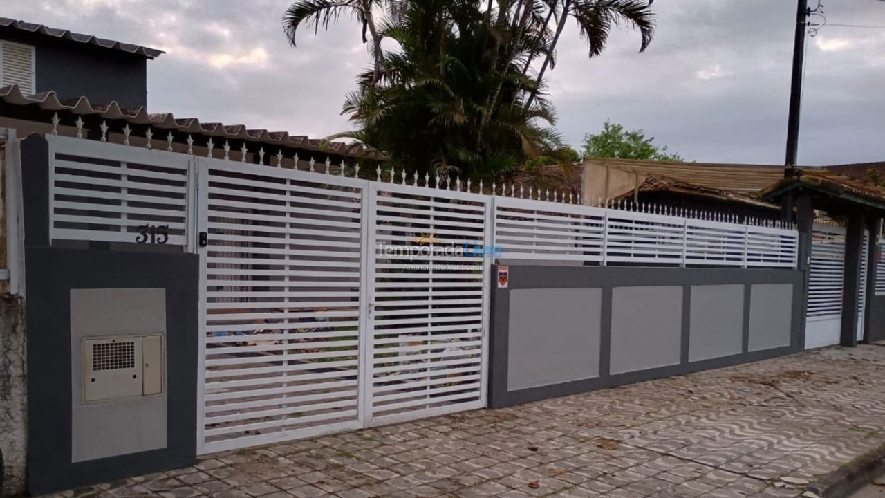 Casa para aluguel de temporada em Bertioga (Praia da Enseada)