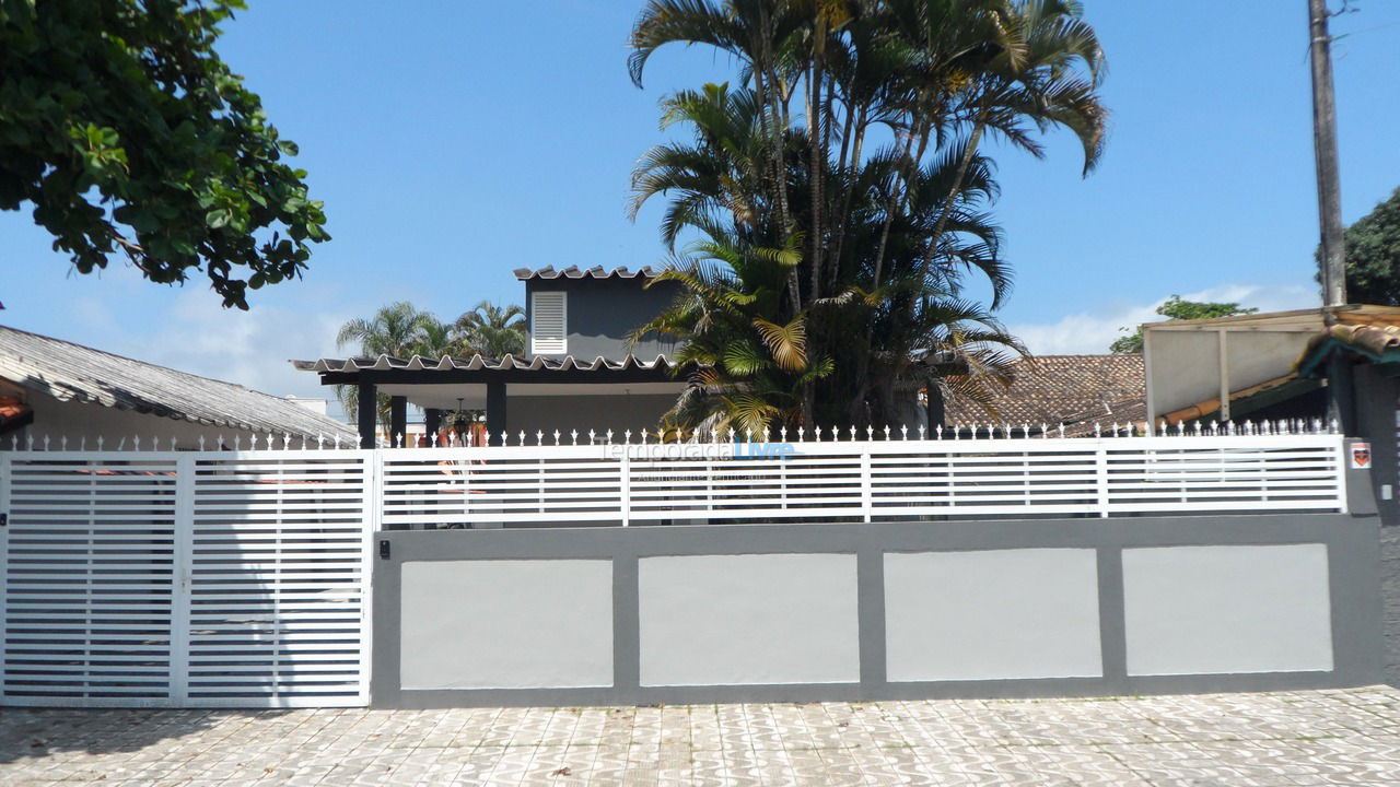 Casa para aluguel de temporada em Bertioga (Praia da Enseada)