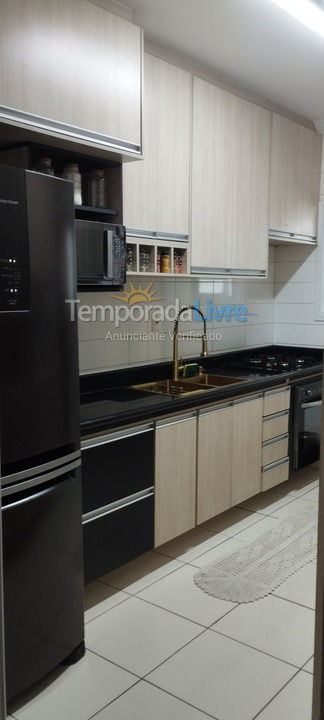 Apartamento para aluguel de temporada em Praia Grande (Aviação)