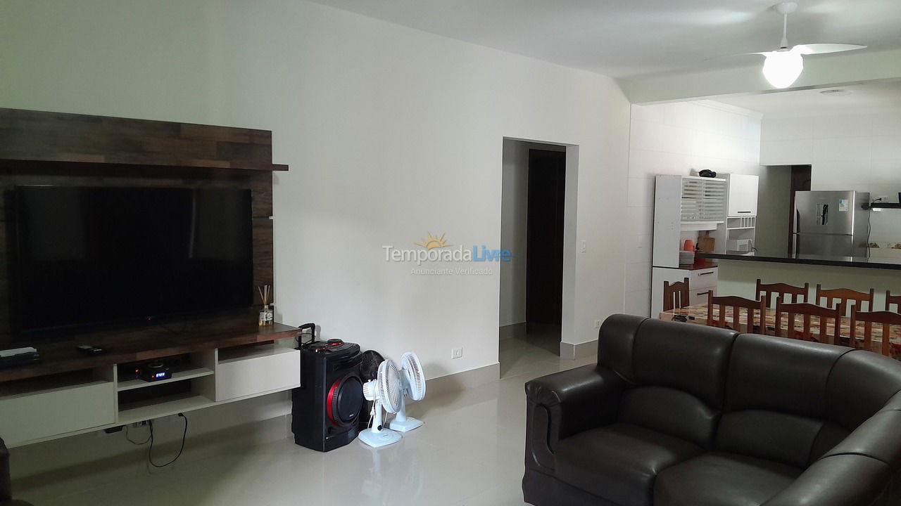 House for vacation rental in Bertioga (Praia de Guaratuba)