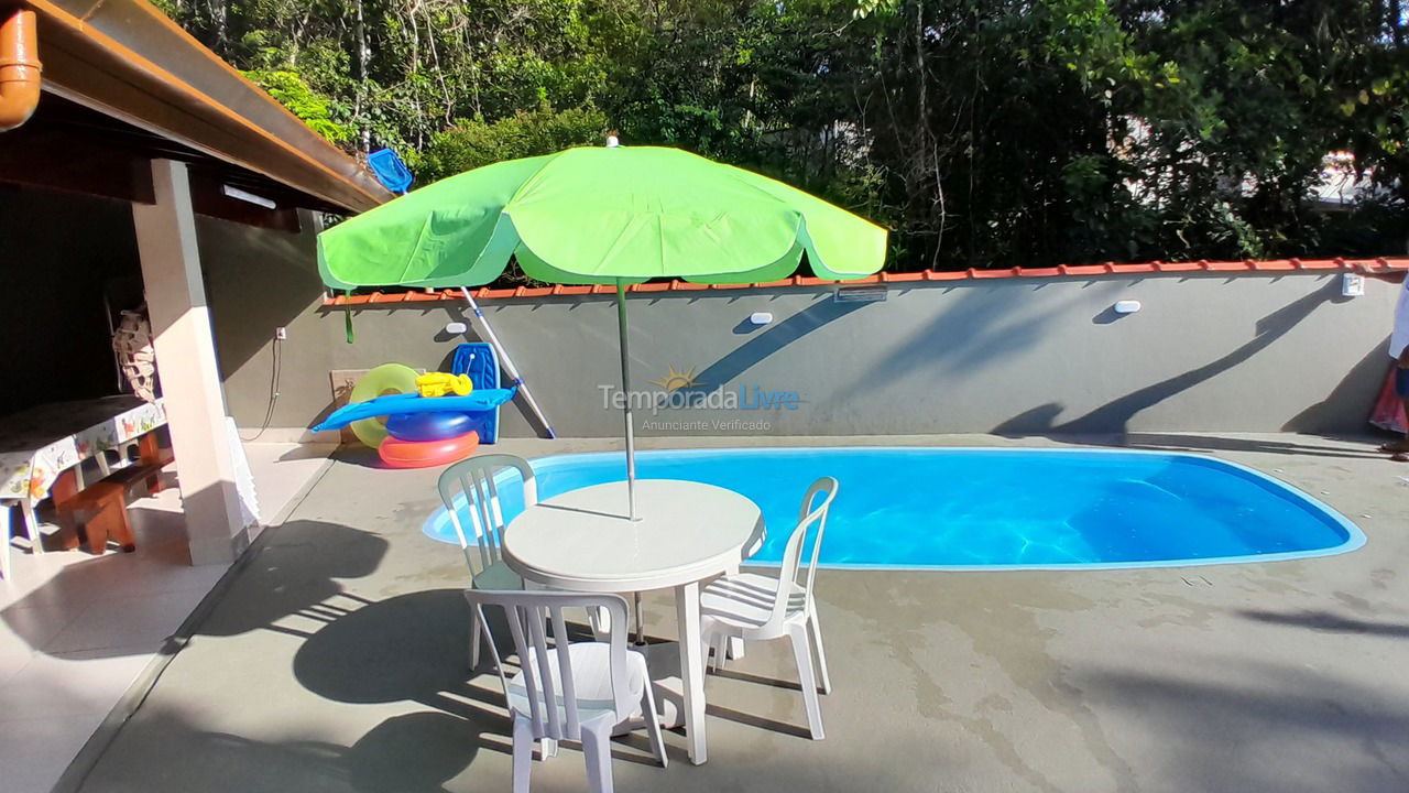 House for vacation rental in Bertioga (Praia de Guaratuba)