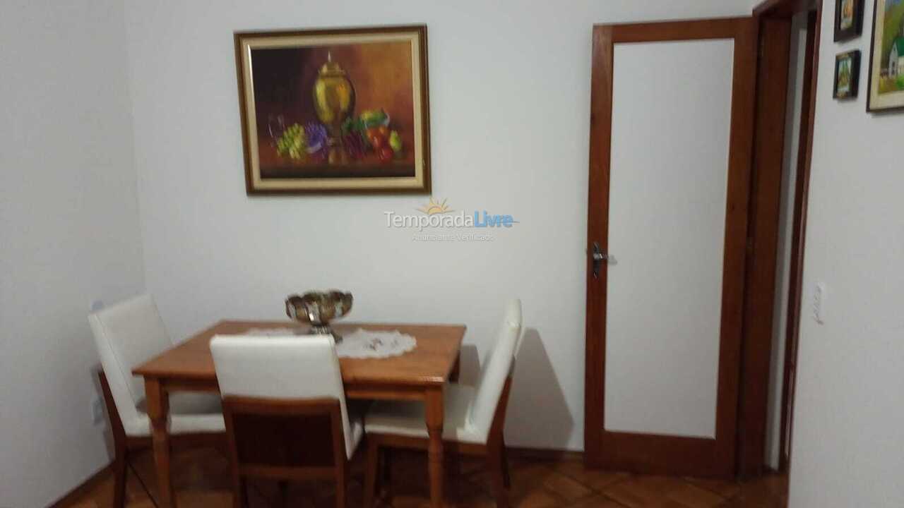 Apartamento para aluguel de temporada em Teresópolis (Barra do Imbuí)