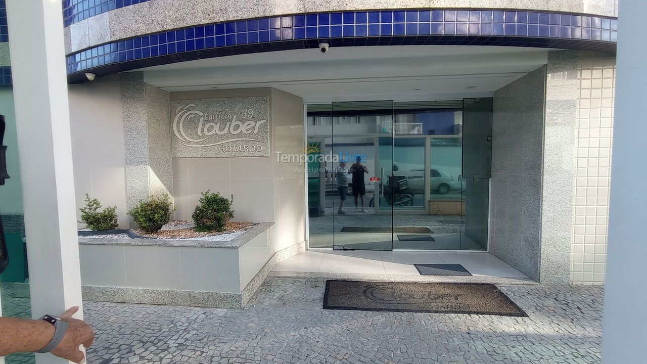 Apartamento para aluguel de temporada em Guarapari (Praia do Morro)