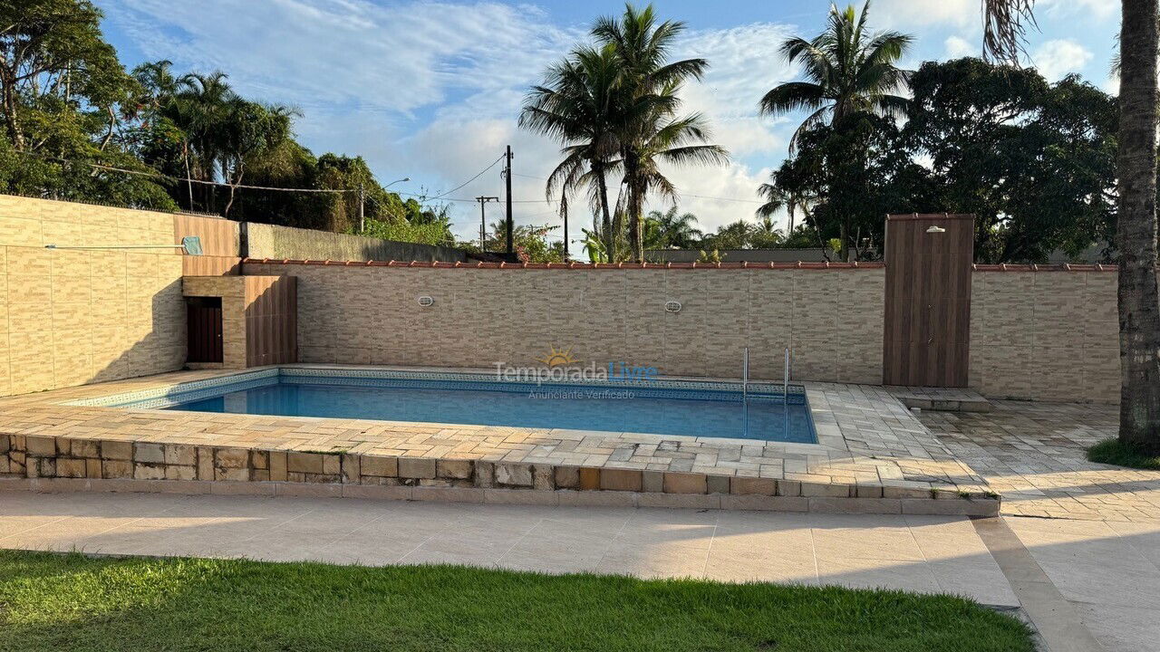 Casa para alquiler de vacaciones em São Sebastião (Praia da Boracéia)