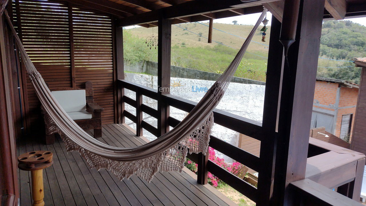 Casa para aluguel de temporada em Imbituba (Praia do Rosa)