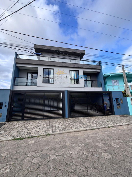 Casa para aluguel de temporada em São Francisco do Sul (Prainha)