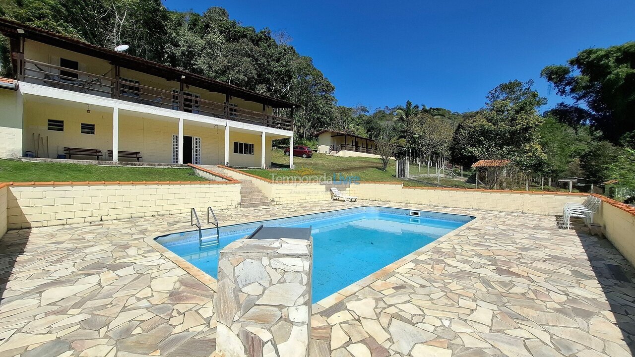 House for vacation rental in Juquitiba (Morro Grande)