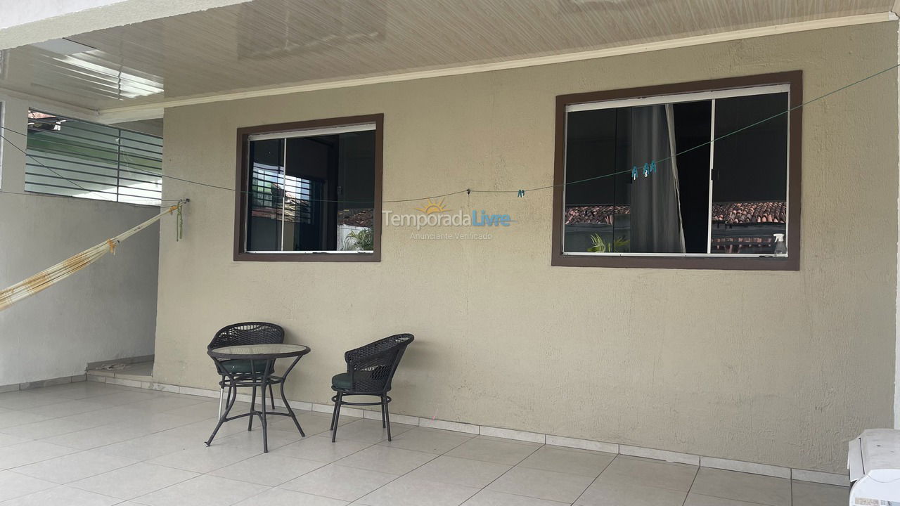 Casa para aluguel de temporada em Belém (Tapana)