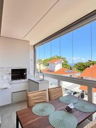 Apartamento de alto estándar a 30 metros del mar, cascada Bom Jesus.