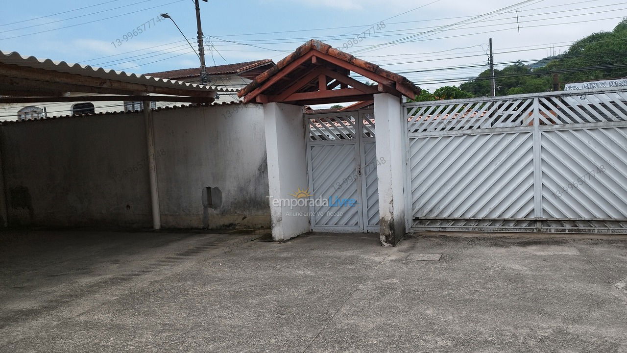 Casa para aluguel de temporada em Guarujá (Enseada)