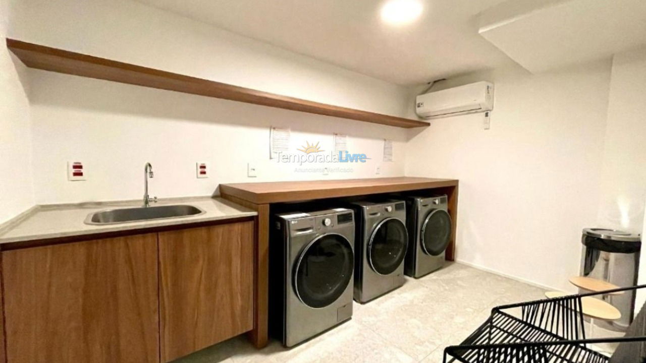 Apartamento para aluguel de temporada em Rio de Janeiro (Leblon)