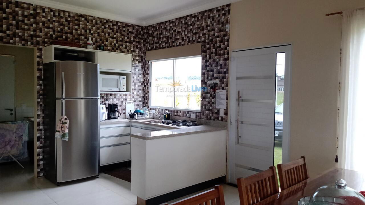 Casa para aluguel de temporada em Mairinque (Mairinque)