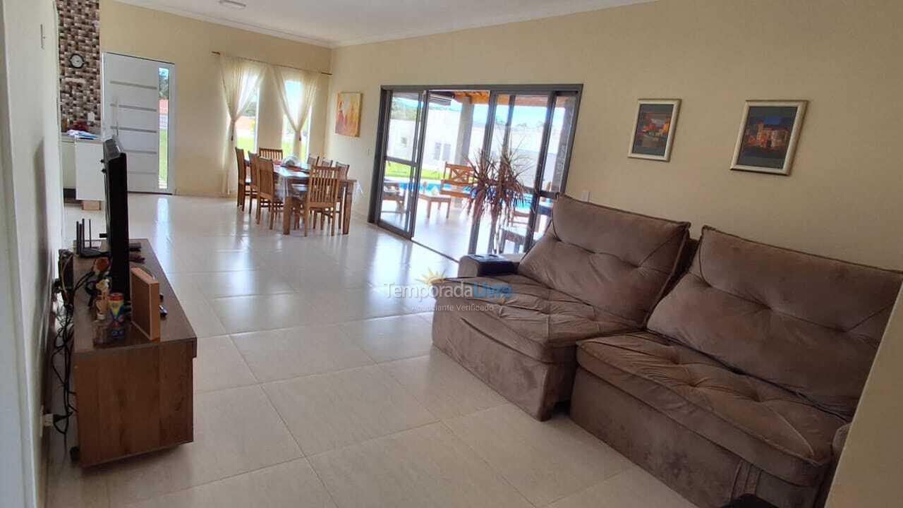 Casa para aluguel de temporada em Mairinque (Mairinque)
