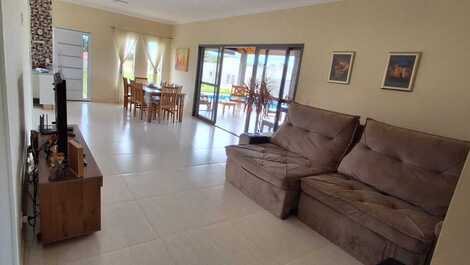 Incrível casa de Campo em condomínio