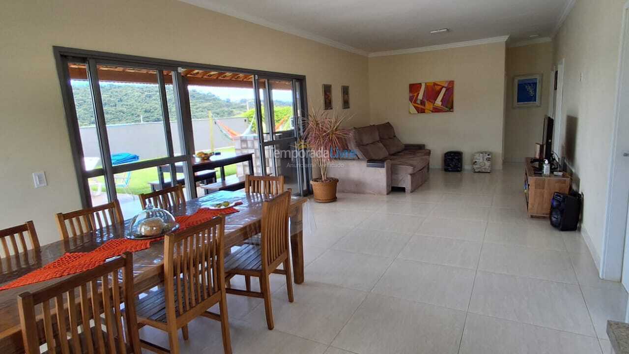Casa para aluguel de temporada em Mairinque (Mairinque)