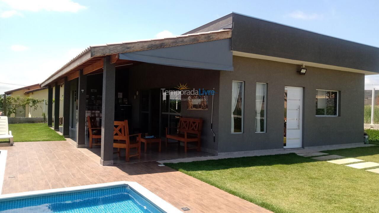 Casa para aluguel de temporada em Mairinque (Mairinque)