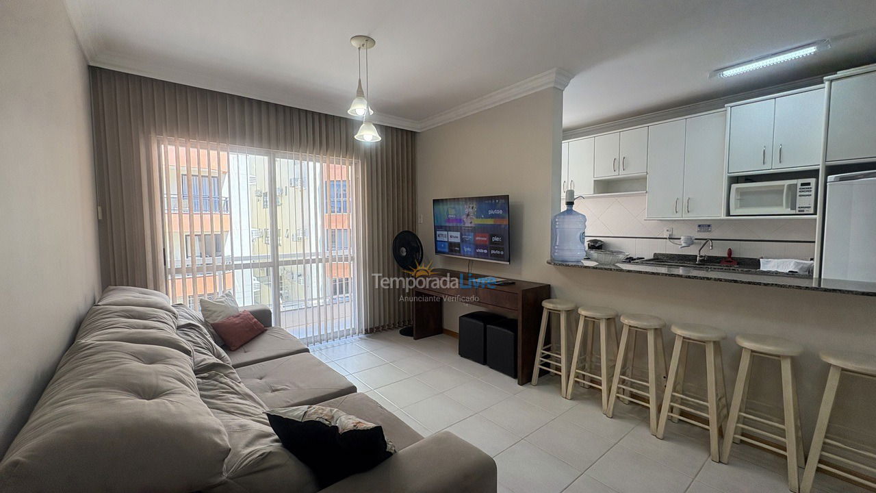 Apartamento para aluguel de temporada em Itapema (Meia Praia)