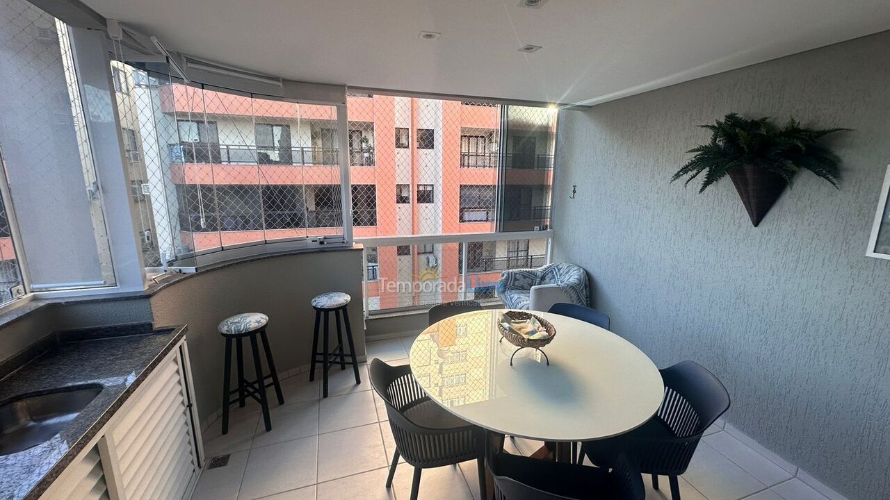 Apartamento para aluguel de temporada em Itapema (Meia Praia)