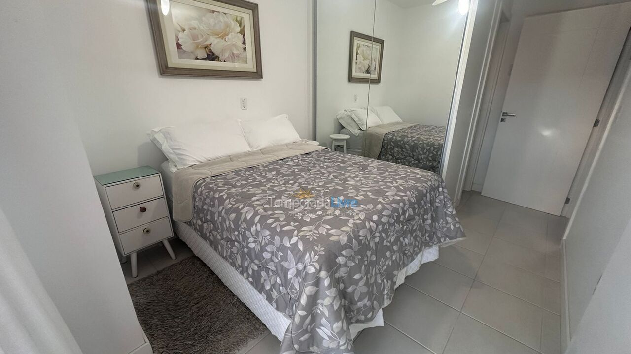 Apartamento para aluguel de temporada em Itapema (Meia Praia)