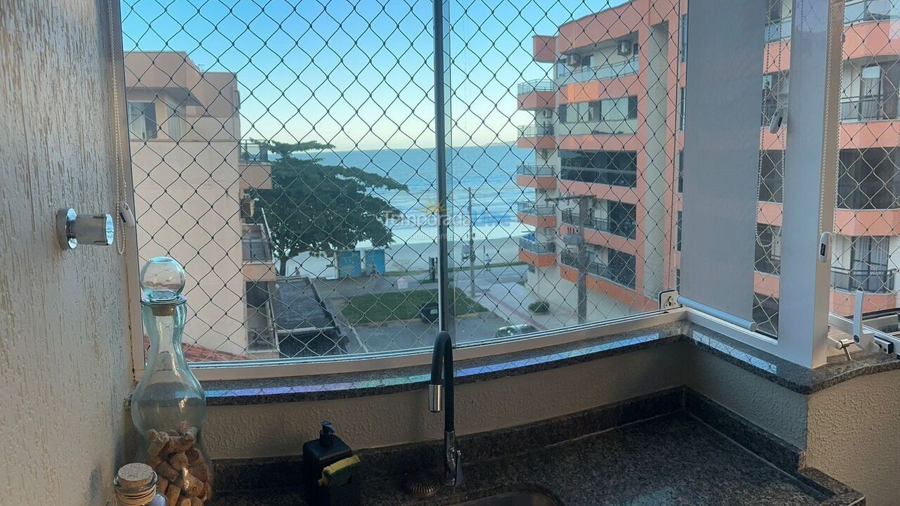 Apartamento para aluguel de temporada em Itapema (Meia Praia)