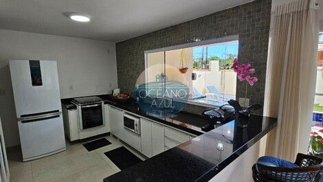 Casa en Alquiler por Temporada - Juquehy - A 600m de la playa, con 5 habitaciones. 4...