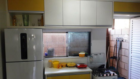 Apartamento/Village 2/4 em Guarajuba, Perto da Praia de Guarajuba.